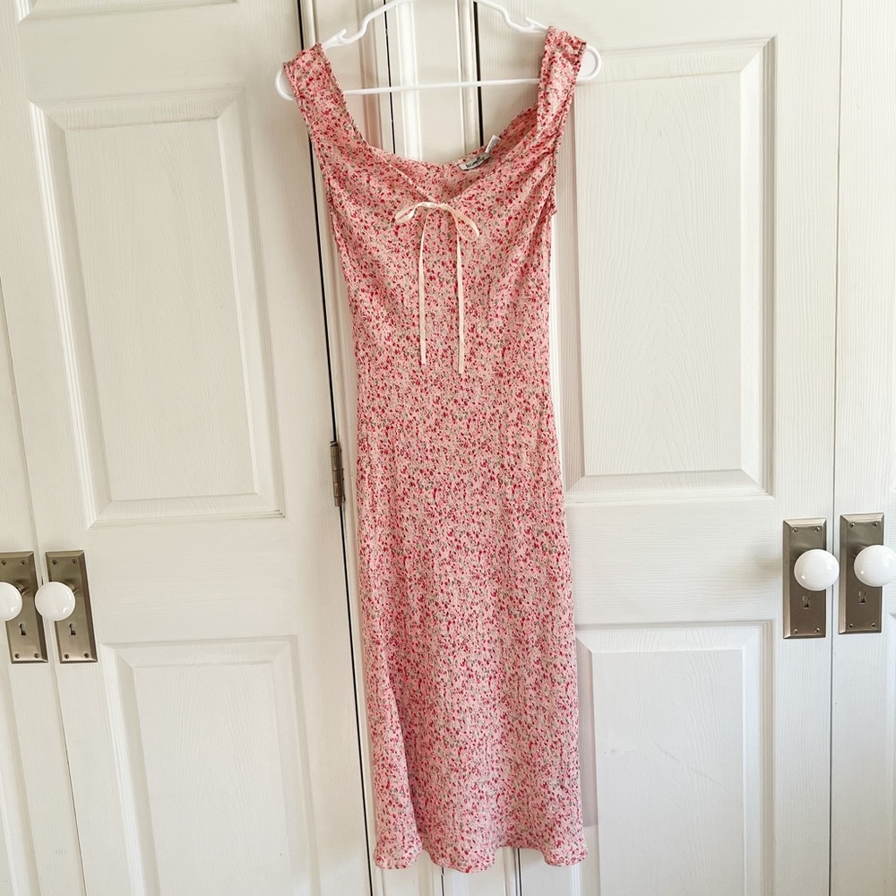 Vintage 🌸 Size Medium Women’s Floral Dress Link red and Green Cup Sleeve Midi